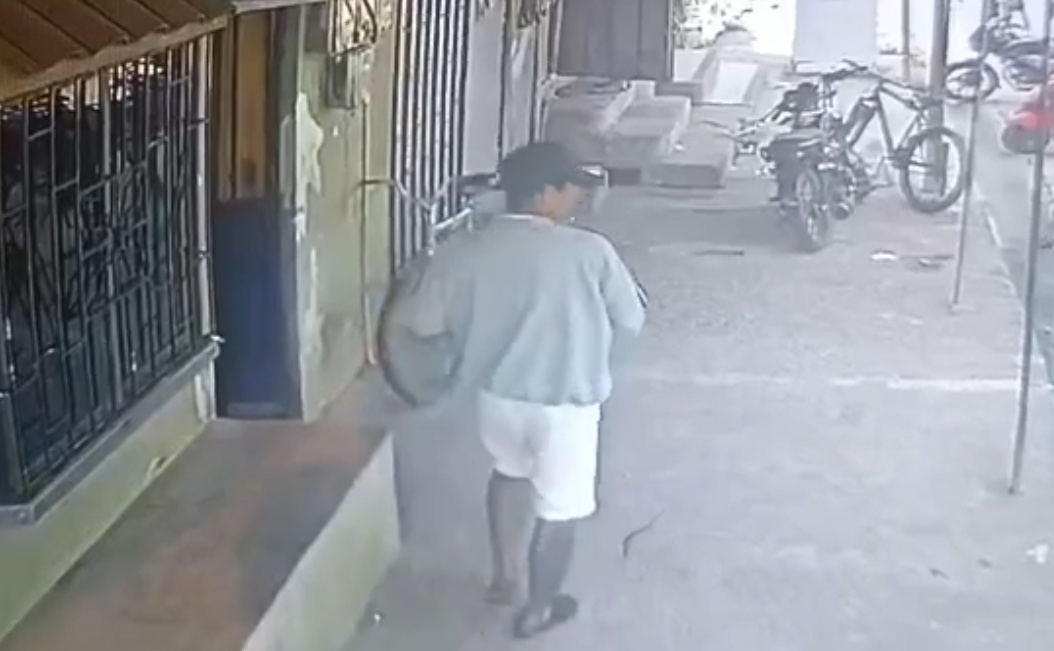 Motorcycle Parts Shop Owner Gunned Down by Hitman at Store Entrance