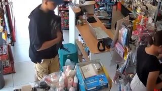 Brutal Knife Attack on Young Woman Caught Inside Store in Puerto Vallarta
