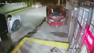 Two Armed Thugs Brutally Murder Young Man Outside Liquor Store
