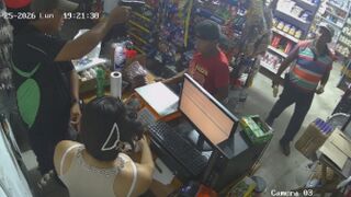 Slim Man With Machete Foils An Armed Robbery In Mexico