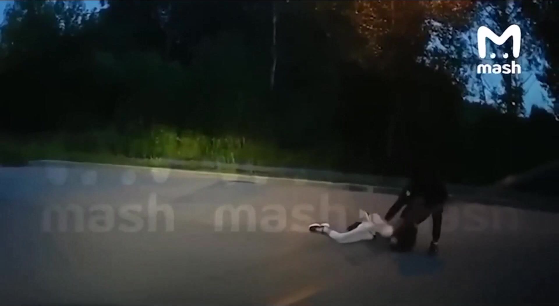 Classic: Girl stabbed by jealous man in Russia
