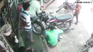 Man Gets Clubbed By Group Over Love Affair