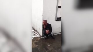 Woman With A Huge Ass And Others  Deal With A Thief Who  Entered The Property