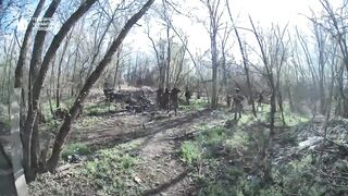 Couple dead ruzkies from GUR specops, including feeding the dog