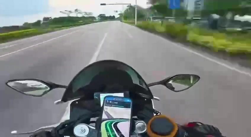 GoPRO Motorcyclist Films His Crash On High Speed