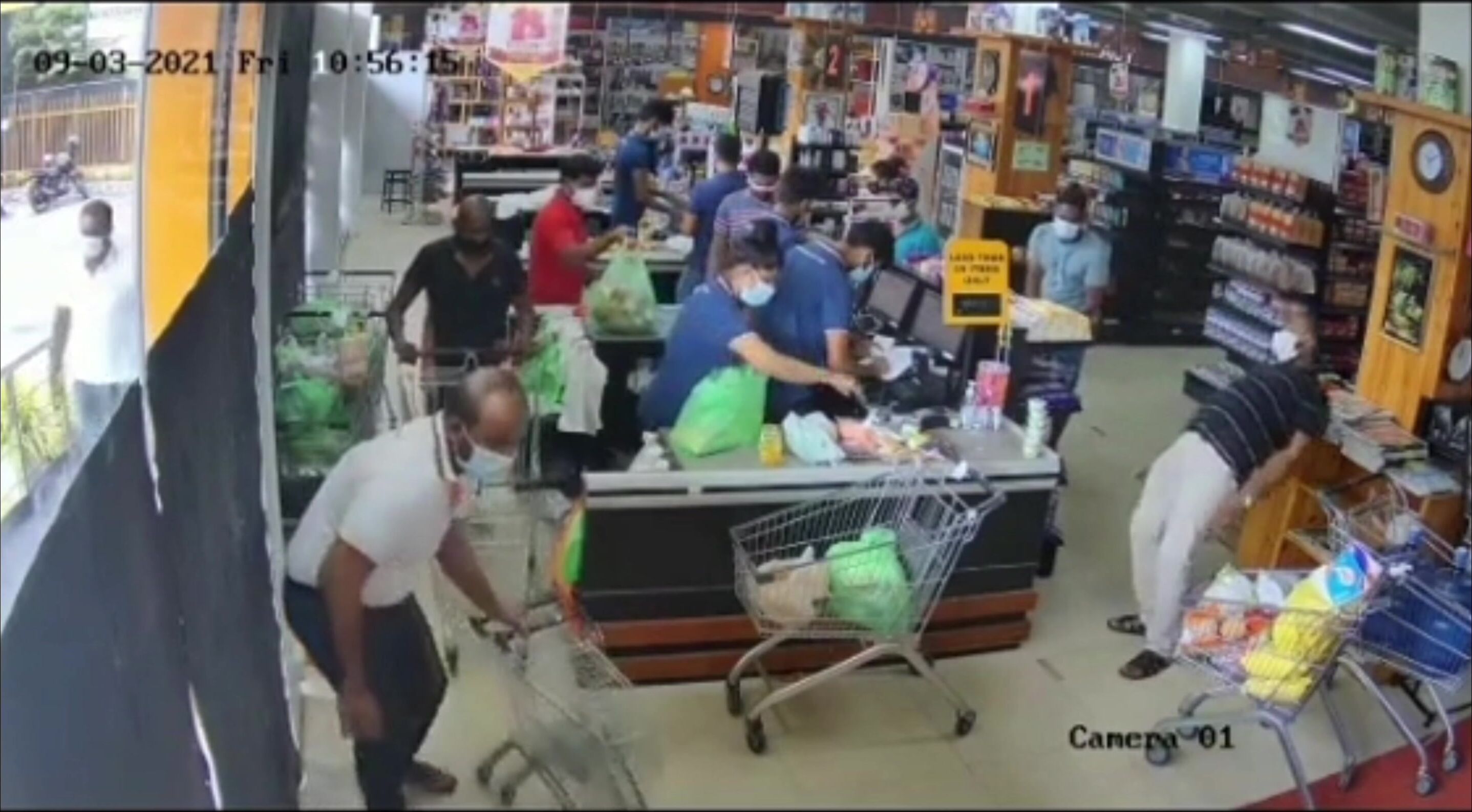 Classic: Guy dies inside store