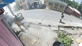 Wild Crash In Jamaica, Several Injured