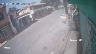 Wild Crash In Jamaica, Several Injured