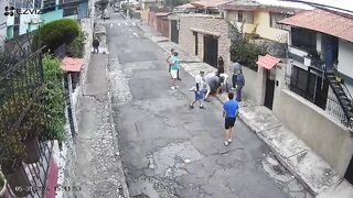 Robbery Of A Couple Went Not As Planned In Quito, Ecuador