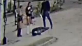 Off-Duty Policeman Kills Young Man With Point-Blank Headshot in Argentina