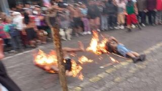 Two Suspected Hitmen Burned Alive by Angry Mob in Ecuador