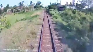 (REPOST)Train vs tractor