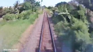 (REPOST)Train vs tractor