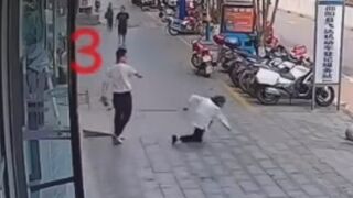 POS Drops An Old Woman In Random Attack In China