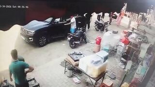 Businessman Dragged From Car and Beaten to Death Over Parking Feud