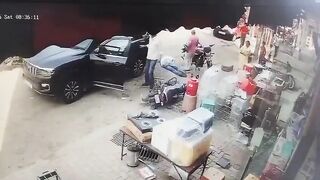 Businessman Dragged From Car and Beaten to Death Over Parking Feud