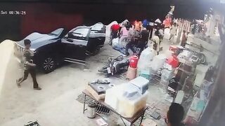 Businessman Dragged From Car and Beaten to Death Over Parking Feud