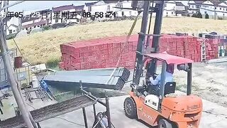 Heavy Machinery Accident Ends in Horror as Forklift Topples