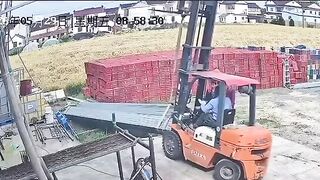 Heavy Machinery Accident Ends in Horror as Forklift Topples