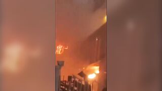 8 workers killed after ladle carrying molten steel explodes