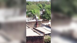Rejected Brut Attempts To Hang GF, Then Drops Her From The Roof In India