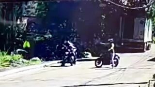 Hitman Follows Victim On Motorcycle Just To Kill Him In Cold Blood