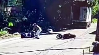 Hitman Follows Victim On Motorcycle Just To Kill Him In Cold Blood
