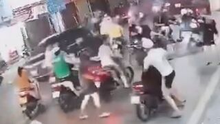 Loser Of The Day: Moped Rider Starts A Road Rage Fight And Gets Beaten Unconscious