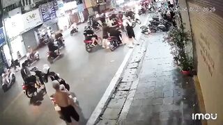 Loser Of The Day: Moped Rider Starts A Road Rage Fight And Gets Beaten Unconscious