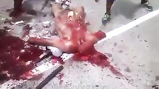Classic: Rapist being dismembered in prison