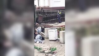 Out Of Control Bus Kills 4 In Russia