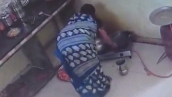 A pressure cooker explosion leaves woman injured