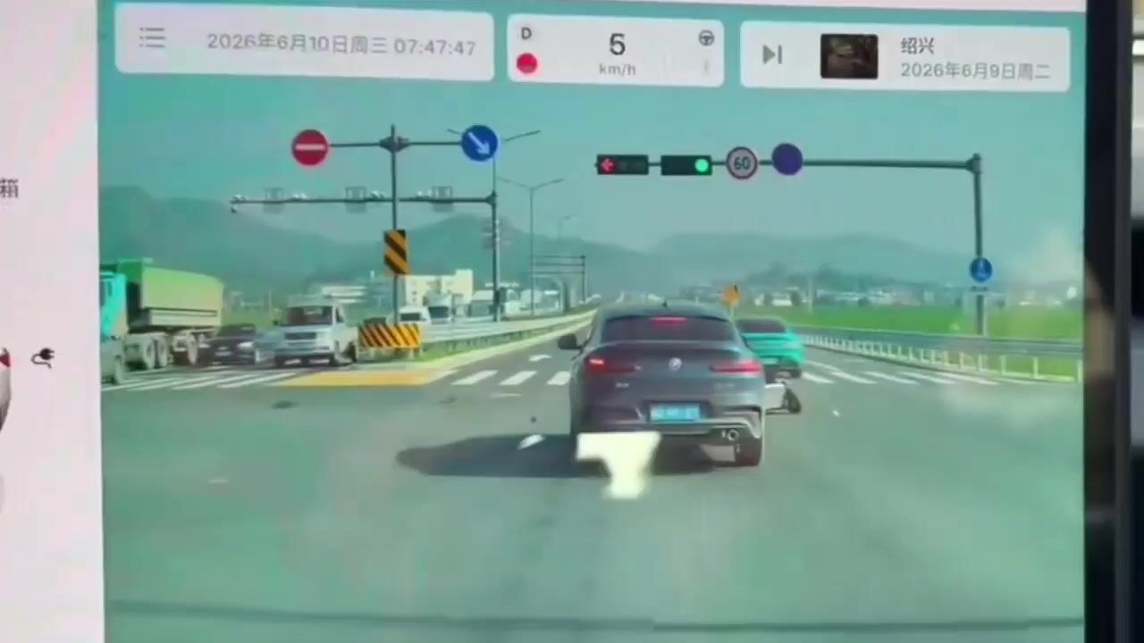 Idiot rides a motorcycle and runs a red light