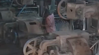 Terrible Death Of Female Mill Worker In India