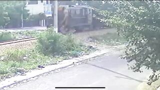 Man Hit By Train In Dominican Republic