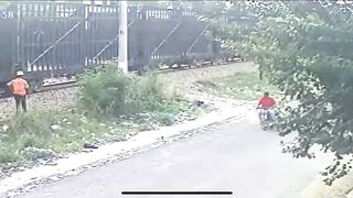 Man Hit By Train In Dominican Republic