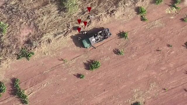JNIM assaulting Russia "Africa corps" outpost while supported by drones.