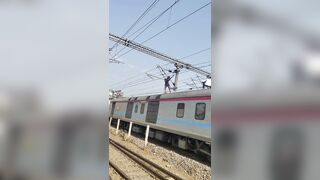 Man Contacts Liver Wires, Dies On Spot