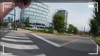 Don't mess with the police (compilation)