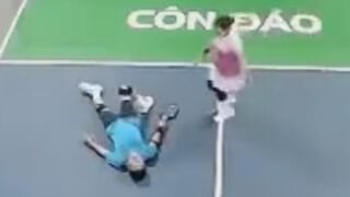 Man Playing Pickleball Suddenly Collapses, Dies