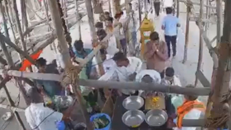 Seven people lost their lives and 25 were injured after the roof of an old  temple