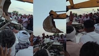 Buldozer to help crash victims escape