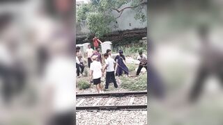 Pickpocket Caught And Beaten By Train Passengers In India