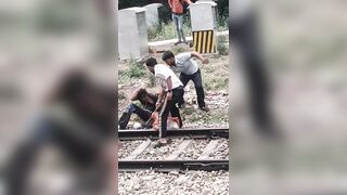 Pickpocket Caught And Beaten By Train Passengers In India