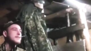 Classic: SOLDIER SHOOTS HIMSELF