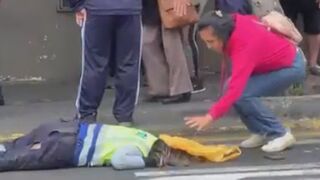 Traffic Inspector Fell Head First Under The Bus In Peru