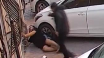 Ruthless Broad Daylight Murder In  Istanbul, Turkey