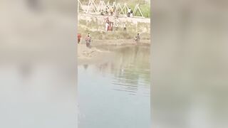 Crocodile Attacks Labourer at Ghaghara River in India
