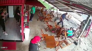 Classic: Unexpected guest for lunch