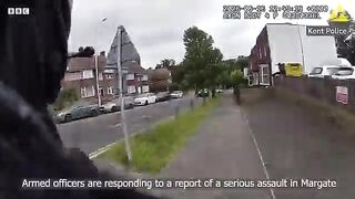 Driver gives lift to armed officer chasing suspect